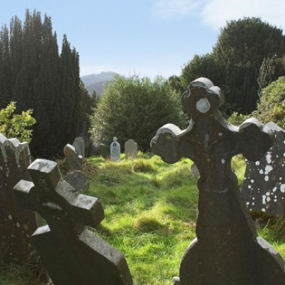 glendalough-cementery close up