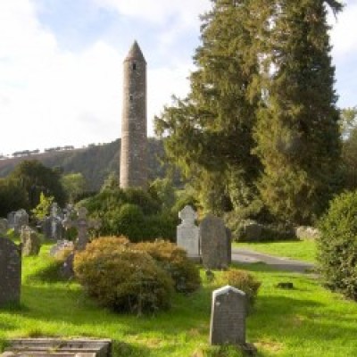 glendalough-cemetery garden